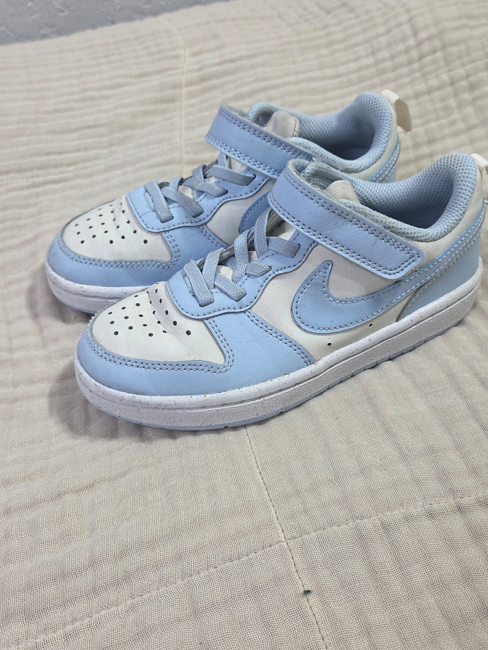 Nike Court Borough Low 2 Kids Glacier Blue White Sneakers Size US 12C Little Kid